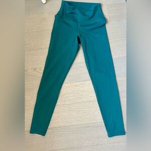 Alo Yoga 7/8 High-Waist Airbrush Leggings